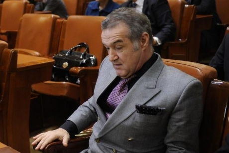 Sondajul pro-grațiere a lui Becali – peste 50% din respondenți îl vor grațiat